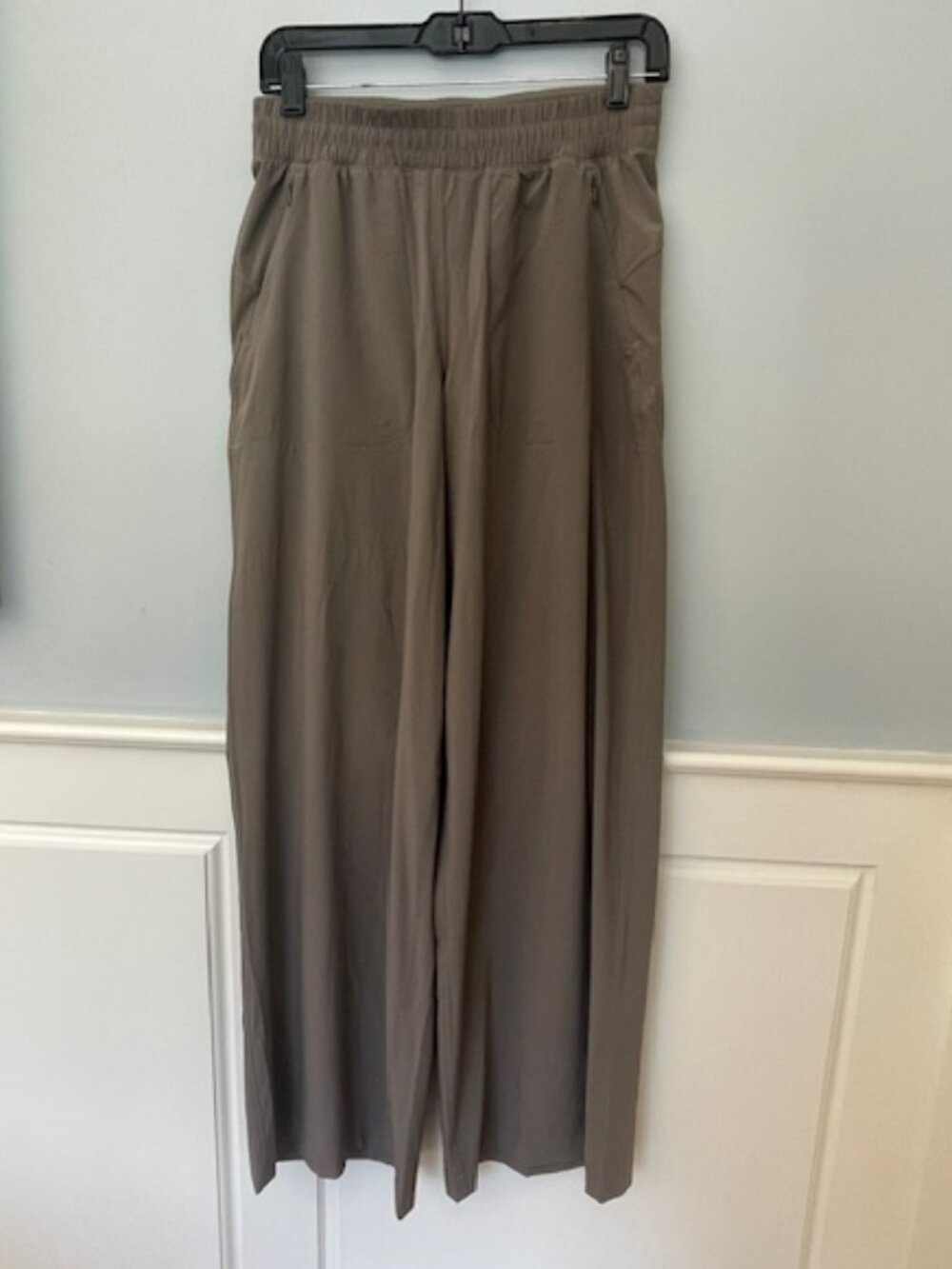 Lululemon Swift High-Rise Wide-Leg Pant Tan Khaki Olive Elastic Waist 6